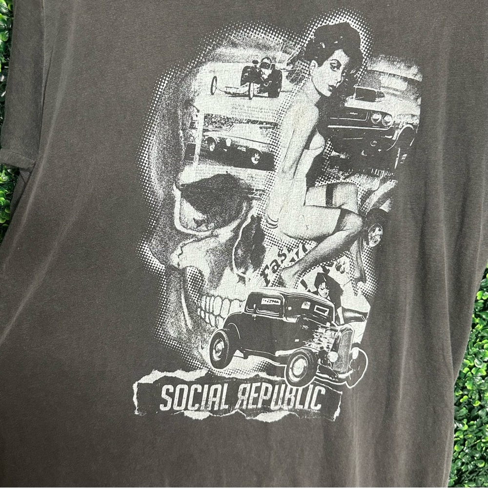 Social Republic Skull Hot Rod Graphic Tee Large Distressed Grunge - Picture 2 of 6